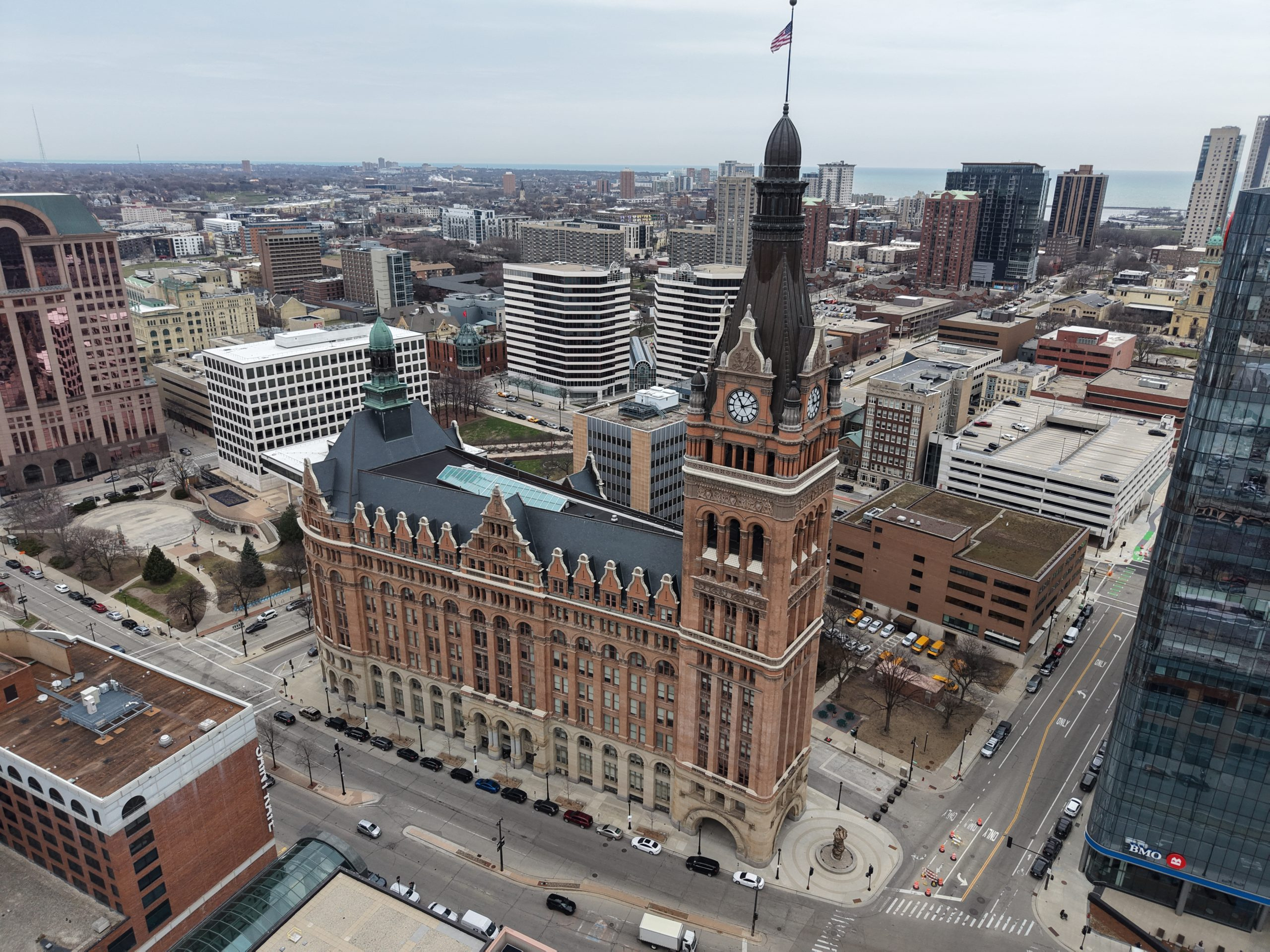 Council Marks Up Mayor&amp;#039;S 2026 Budget, Adds Services, Pay Raises for City of Milwaukee Absence Calendar 2026
